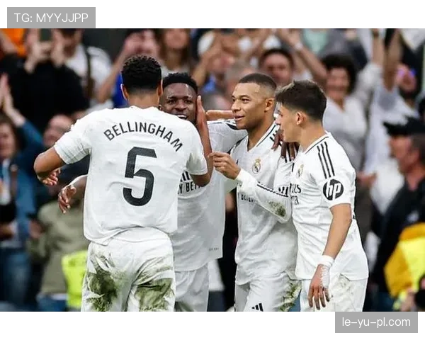 皇马中场强势组织，助力球队稳步重返巅峰