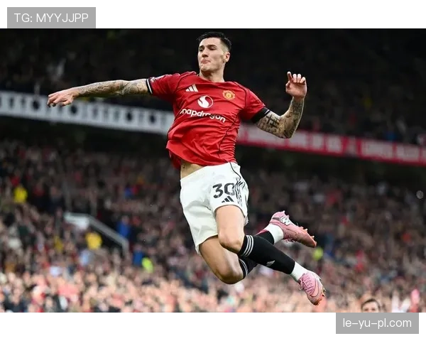 曼联复兴之路：新战术体系助力红魔稳步提升英超竞争力