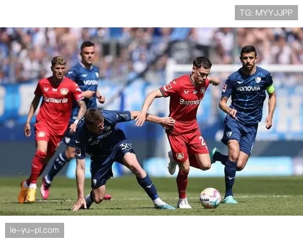 德甲新星闪耀赛场，多家豪门俱乐部展开激烈争夺