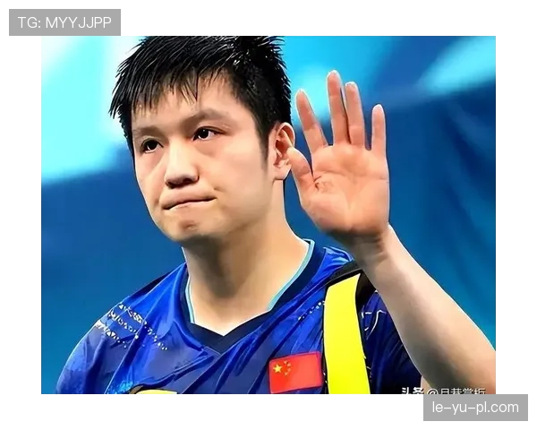 樊振东比赛完直接扔手机，旁边的人都懵了，这生活也太随性了吧？